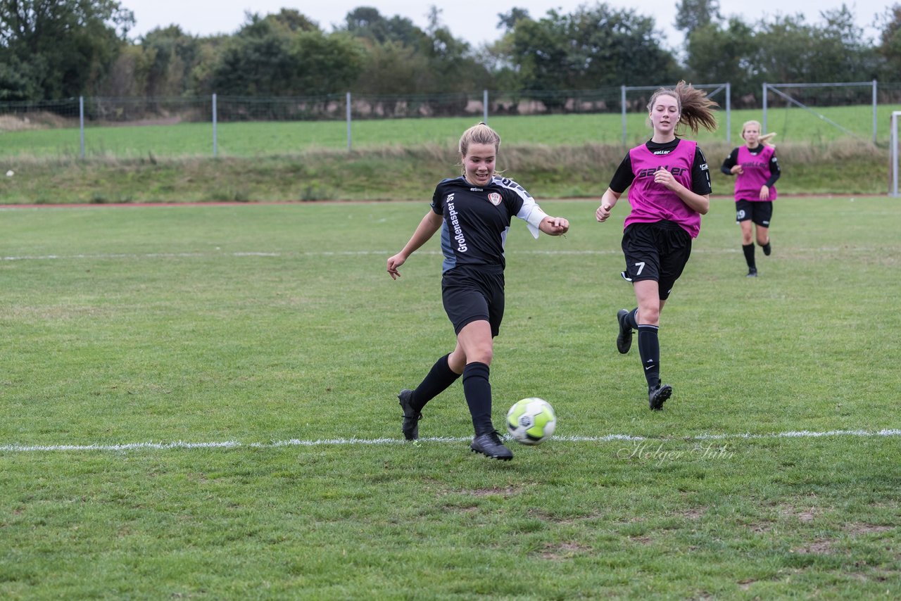 Bild 369 - Frauen Grossenasper SV - SV Steinhorst/Labenz : Ergebnis: 1:3